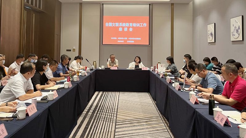 广州市教育考试院报考电话：020-12320